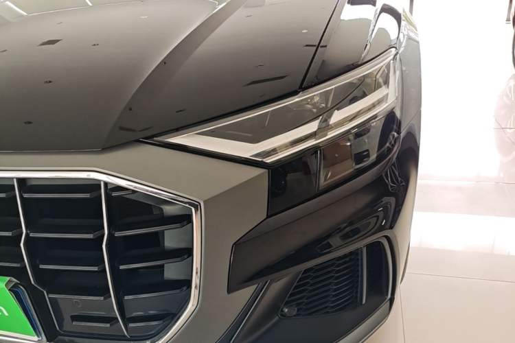 Used Audi Q8 2021 55 TFSI Luxury Dynamic Edition Left Front Headlight
