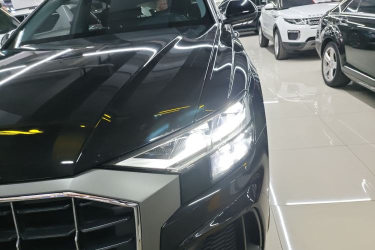 Used Audi Q8 2021 55 TFSI Luxury Dynamic Edition Left Front Headlight