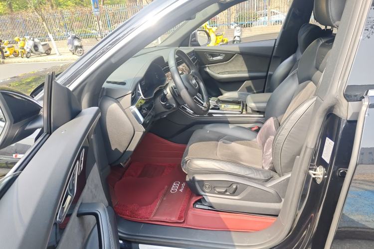 Used Audi Q8 2021 55 TFSI Prestige Dynamic Edition Left Front Seat