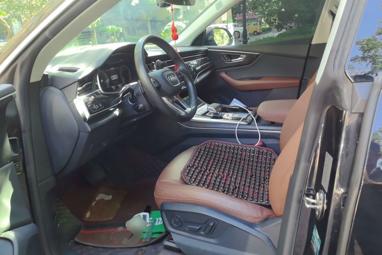 Used Audi Q8 2021 55 TFSI Luxury Dynamic Edition Left Front Seat