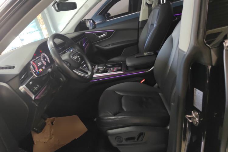 Used Audi Q8 2021 55 TFSI Luxury Dynamic Edition Left Front Seat