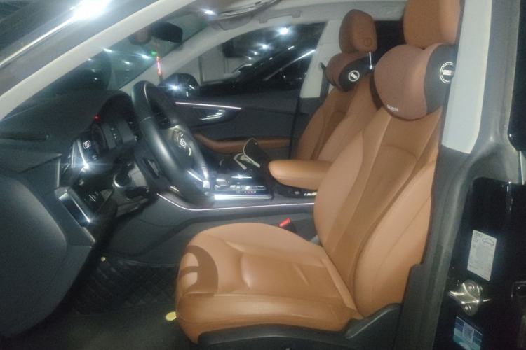 Used Audi Q8 2021 55 TFSI Luxury Dynamic Edition Left Front Seat
