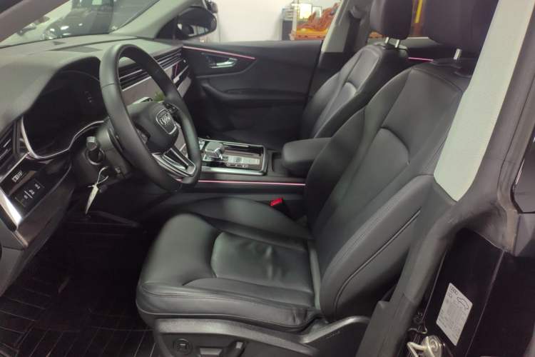 Used Audi Q8 2021 55 TFSI Luxury Dynamic Edition Left Front Seat