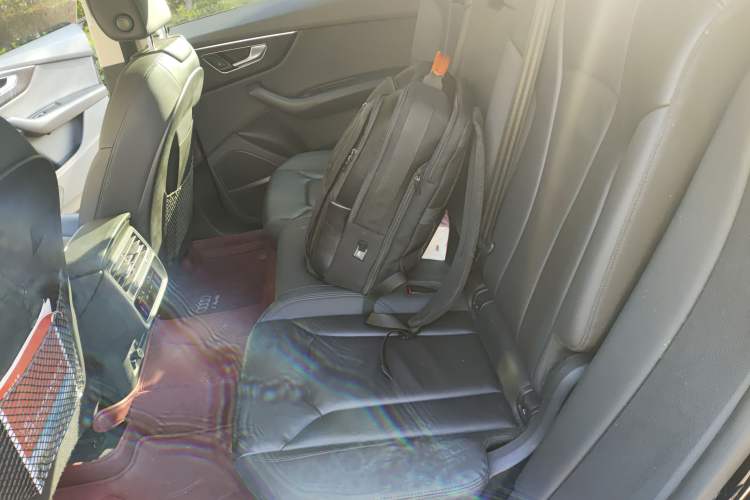 Used Audi Q8 2021 55 TFSI Luxury Dynamic Edition Left Rear Seat