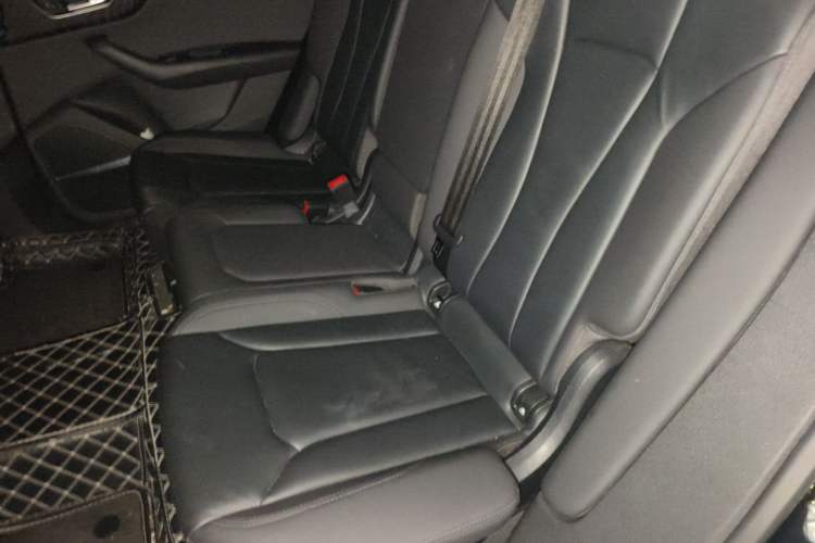 Used Audi Q8 2021 55 TFSI Luxury Dynamic Edition Left Rear Seat