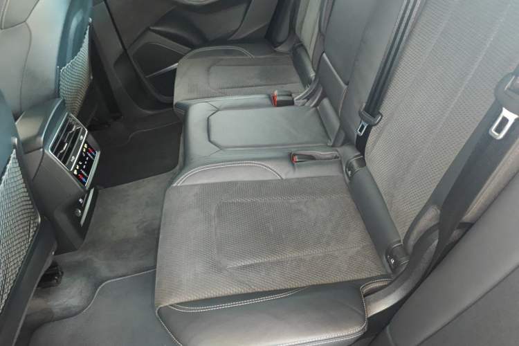 Used Audi Q8 2021 55 TFSI Prestige Dynamic Edition Left Rear Seat