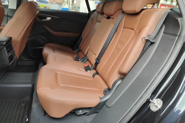 Used Audi Q8 2021 55 TFSI Luxury Dynamic Edition Left Rear Seat