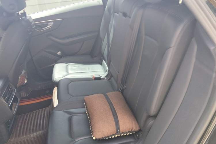 Used Audi Q8 2021 55 TFSI Luxury Dynamic Edition Left Rear Seat