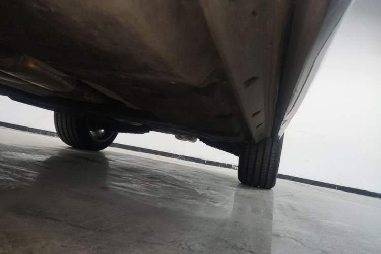 Used Audi Q8 2021 55 TFSI Luxury Dynamic Edition Left Side Sill