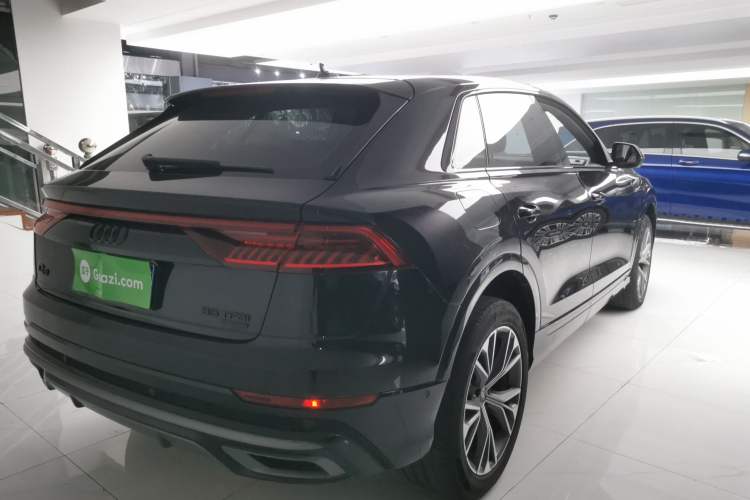 Used Audi Q8 2021 55 TFSI Luxury Dynamic Edition Rear Right 45 Deg