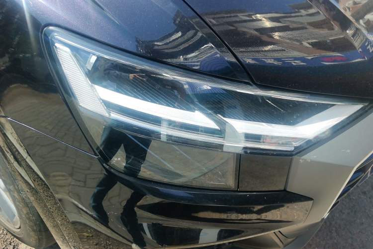 Used Audi Q8 2021 55 TFSI Luxury Dynamic Edition Right Front Headlight