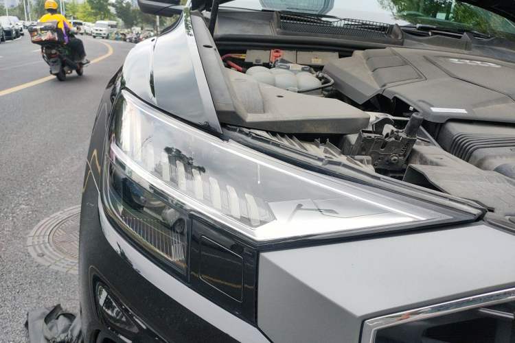 Used Audi Q8 2021 55 TFSI Prestige Dynamic Edition Right Front Headlight