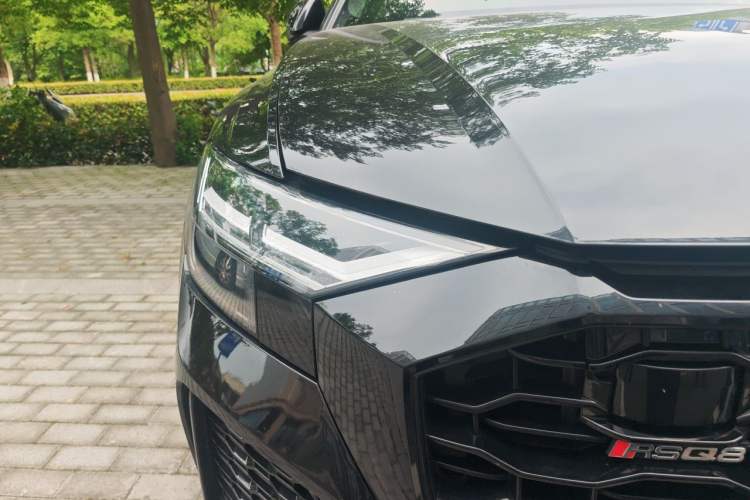 Used Audi Q8 2021 55 TFSI Luxury Dynamic Edition Right Front Headlight