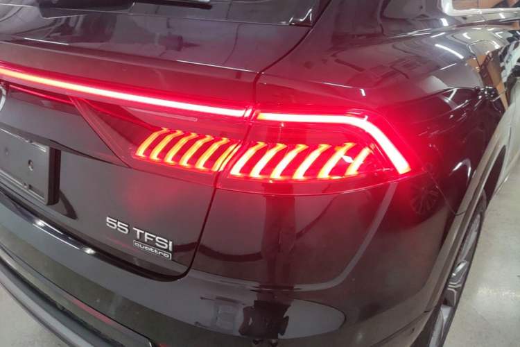Used Audi Q8 2021 55 TFSI Luxury Dynamic Edition Right Rear Taillight