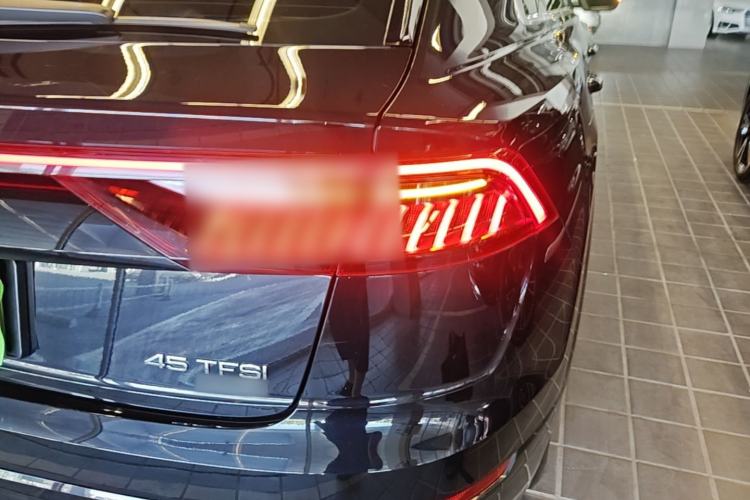 Used Audi Q8 2021 45 TFSI Luxury Prestige Edition Right Rear Taillight