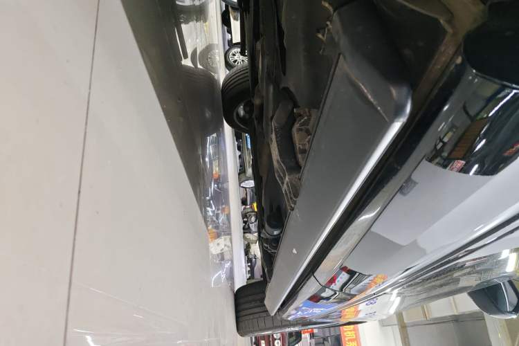Used Audi Q8 2021 55 TFSI Luxury Dynamic Edition Right Side Sill