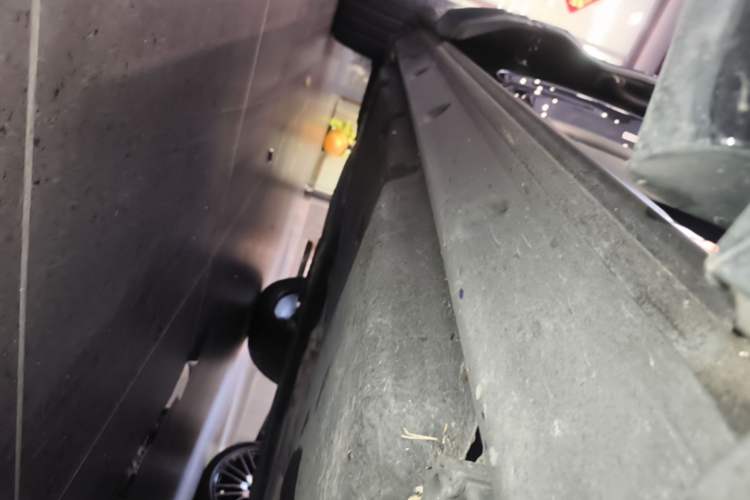 Used Audi Q8 2021 55 TFSI Luxury Dynamic Edition Right Side Sill