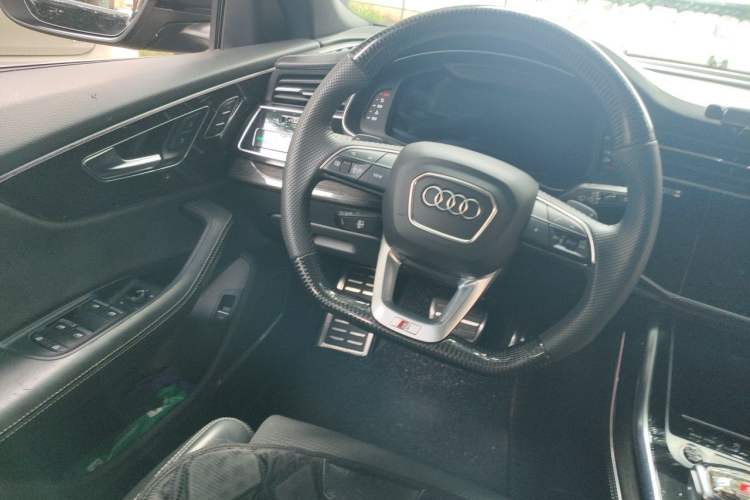 Used Audi Q8 2021 55 TFSI Prestige Dynamic Edition Steering Wheel