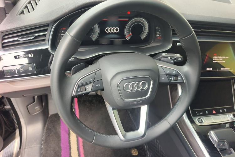 Used Audi Q8 2021 45 TFSI Prestige Dynamic Edition Steering Wheel
