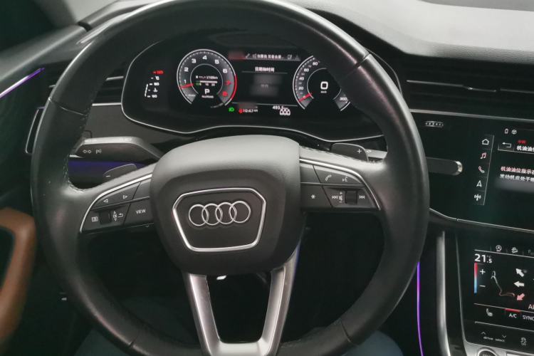 Used Audi Q8 2021 55 TFSI Luxury Dynamic Edition Steering Wheel