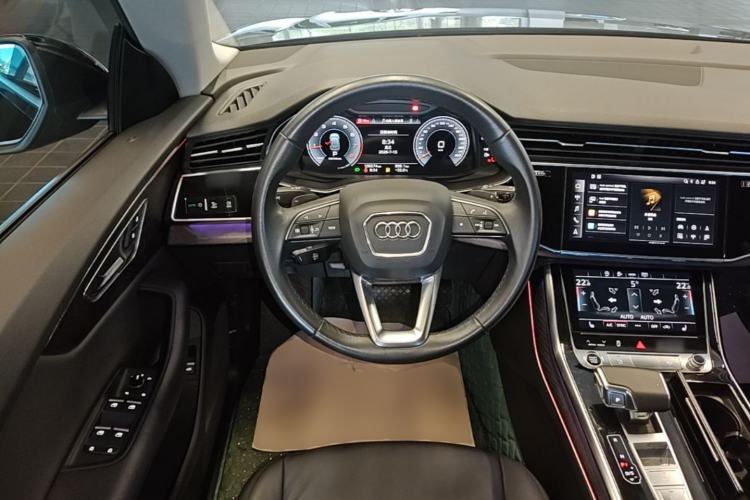 Used Audi Q8 2021 45 TFSI Luxury Prestige Edition Steering Wheel