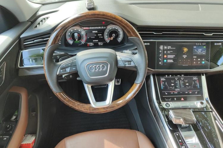Used Audi Q8 2021 55 TFSI Luxury Dynamic Edition Steering Wheel