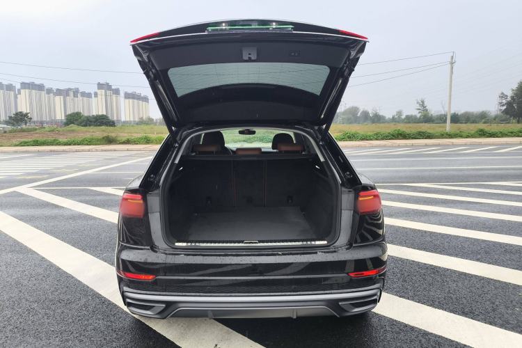 Used Audi Q8 2021 55 TFSI Luxury Dynamic Edition Trunk