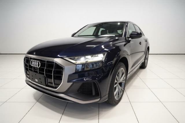 Ojetý Audi Q8 2021 55 TFSI Luxury Dynamic Edition