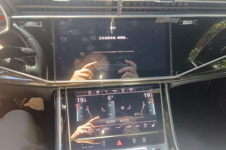 Used Audi Q8 2021 55 TFSI Prestige Dynamic Edition Audio And AC Panel