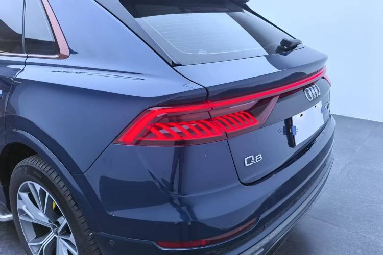 Used Audi Q8 2021 55 TFSI Luxury Dynamic Edition Exterior 4