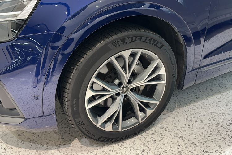 Used Audi Q8 2021 55 TFSI Luxury Dynamic Edition Exterior 5