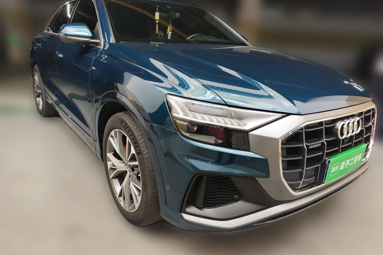Used Audi Q8 2021 55 TFSI Prestige Dynamic Edition Front Right 45 Deg
