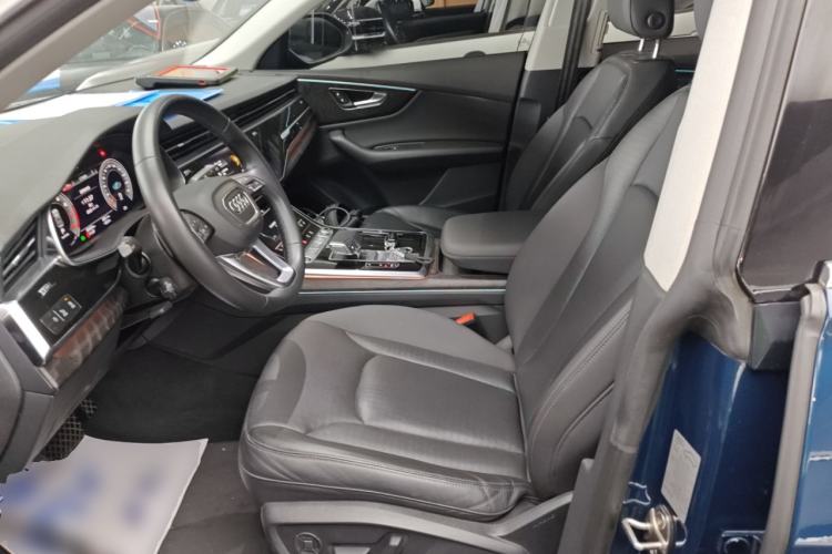 Used Audi Q8 2021 55 TFSI Luxury Dynamic Edition Left Front Seat