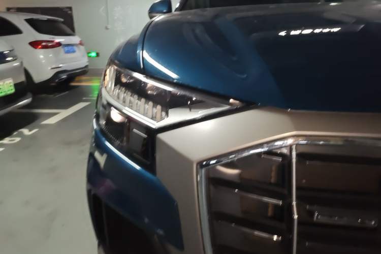 Used Audi Q8 2021 55 TFSI Prestige Dynamic Edition Right Front Headlight