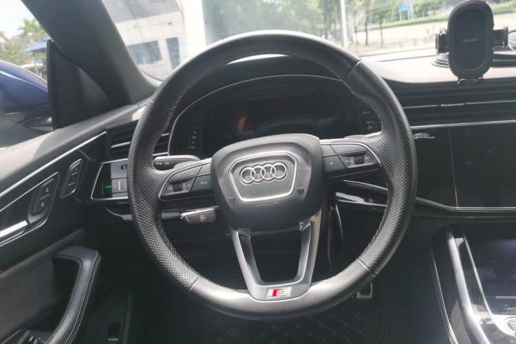 Used Audi Q8 2021 55 TFSI Prestige Dynamic Edition Steering Wheel