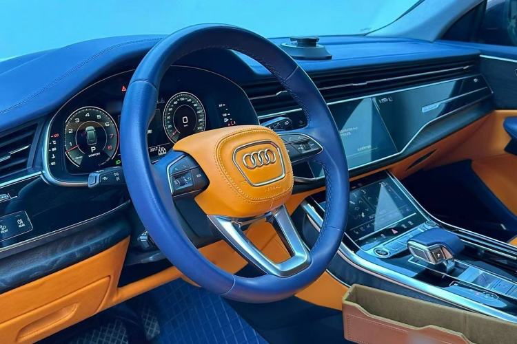 Used Audi Q8 2021 55 TFSI Luxury Dynamic Edition Steering Wheel