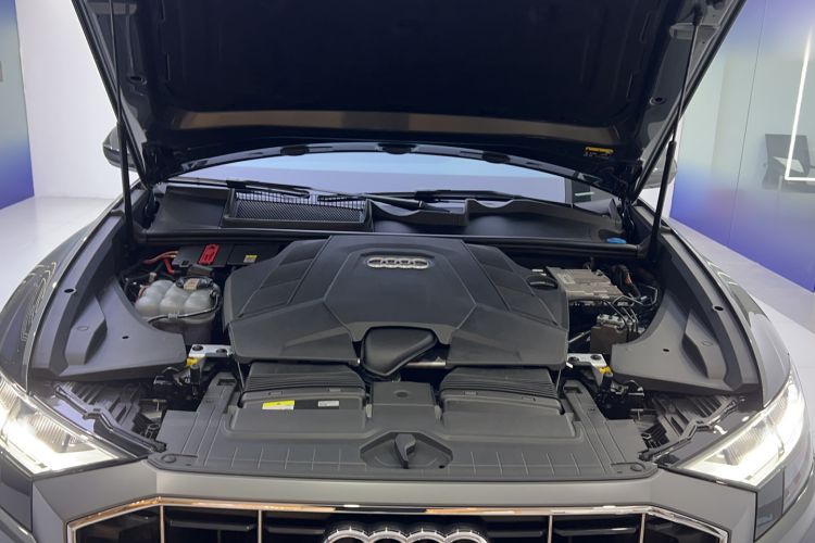 Used Audi Q8 2021 55 TFSI Luxury Dynamic Edition Engine Bay