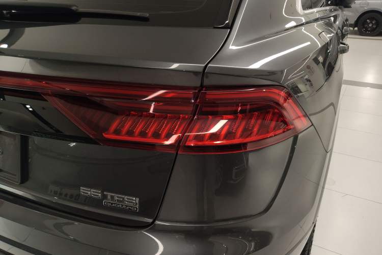 Used Audi Q8 2021 55 TFSI Prestige Dynamic Edition Exterior 6
