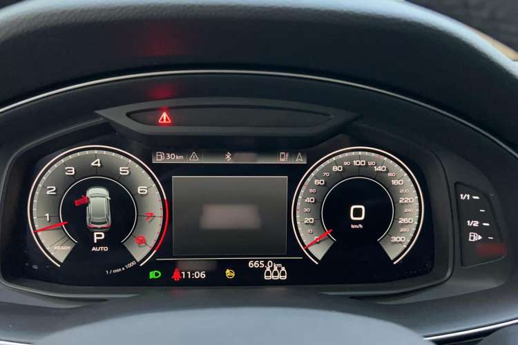 Used Audi Q8 2021 55 TFSI Luxury Dynamic Edition Instrument Cluster