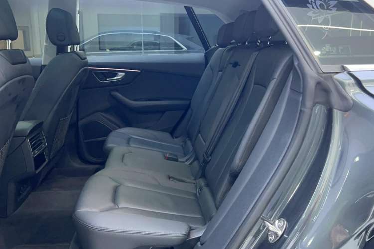 Used Audi Q8 2021 55 TFSI Luxury Dynamic Edition Interior 1