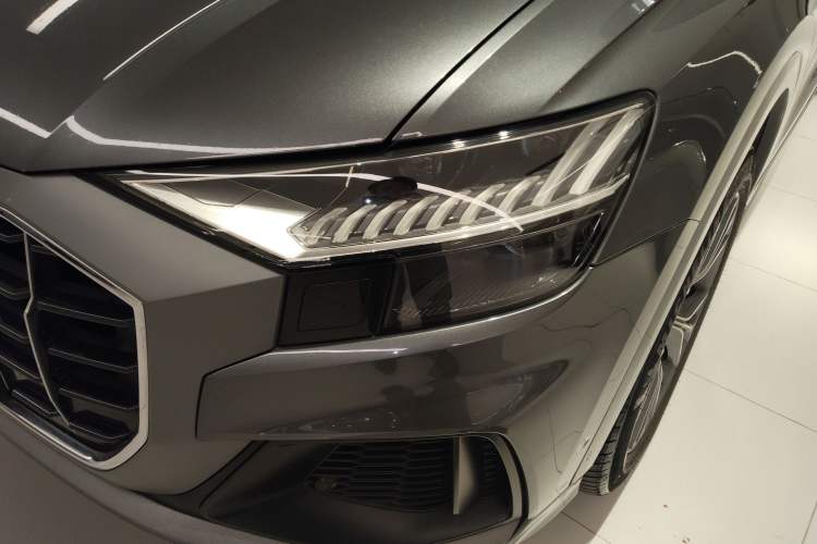 Used Audi Q8 2021 55 TFSI Prestige Dynamic Edition Left Front Headlight