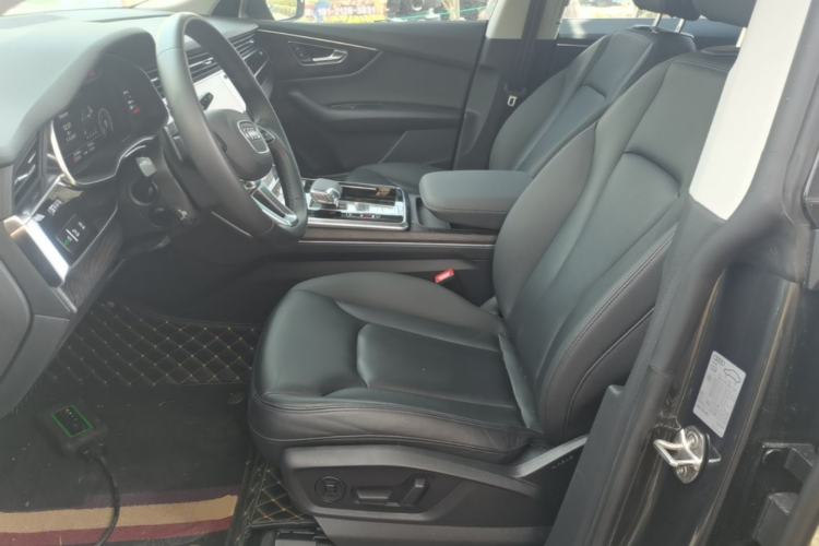 Used Audi Q8 2021 55 TFSI Luxury Dynamic Edition Left Front Seat