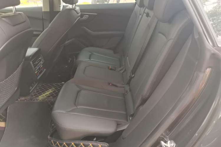 Used Audi Q8 2021 55 TFSI Luxury Dynamic Edition Left Rear Seat
