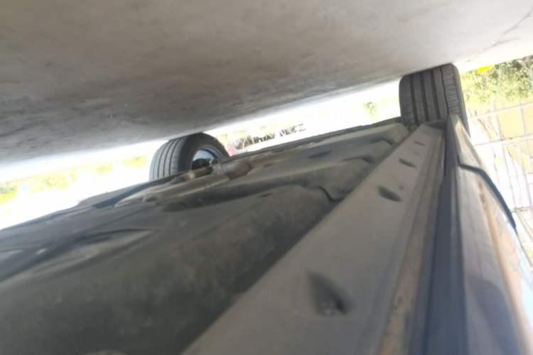 Used Audi Q8 2021 55 TFSI Luxury Dynamic Edition Left Side Sill