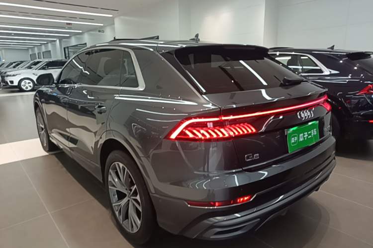 Used Audi Q8 2021 55 TFSI Luxury Dynamic Edition Rear Left 45 Deg