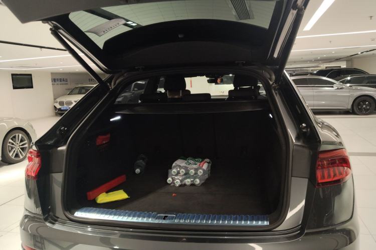 Used Audi Q8 2021 55 TFSI Prestige Dynamic Edition Trunk