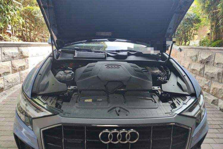 Used Audi Q8 2021 55 TFSI Luxury Dynamic Edition Engine Bay