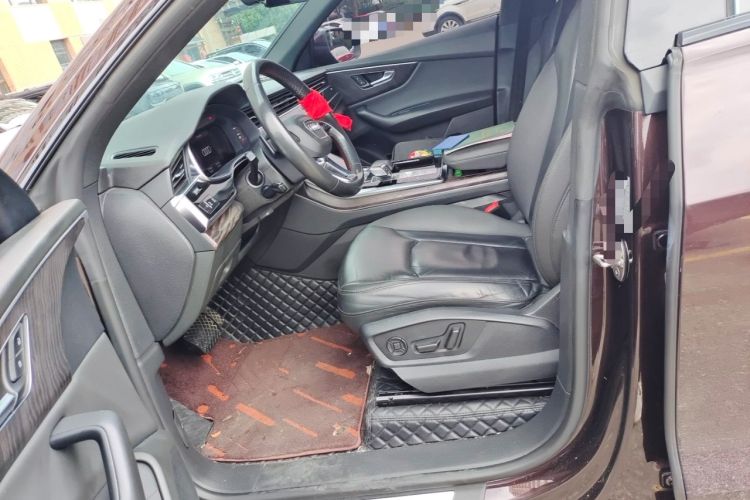 Used Audi Q8 2021 55 TFSI Luxury Dynamic Edition Left Front Seat
