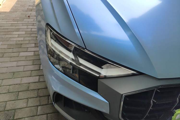 Used Audi Q8 2021 55 TFSI Luxury Dynamic Edition Right Front Headlight