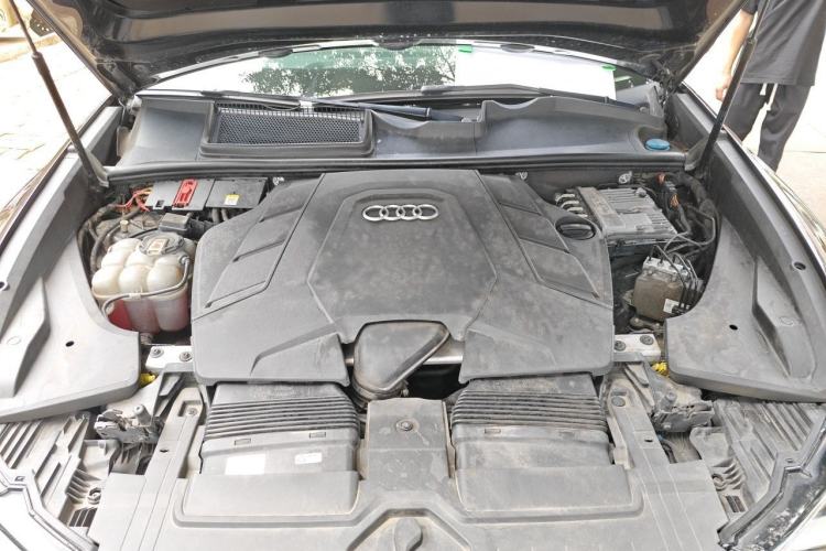 Used Audi Q8 2021 55 TFSI Luxury Dynamic Edition Engine Bay